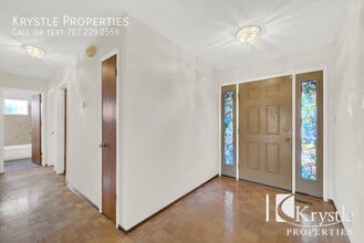 949 N Camino Alto in Vallejo, CA - Building Photo - Building Photo