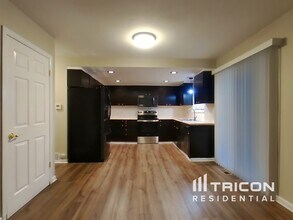 4992 E Davies Dr in Centennial, CO - Building Photo - Building Photo