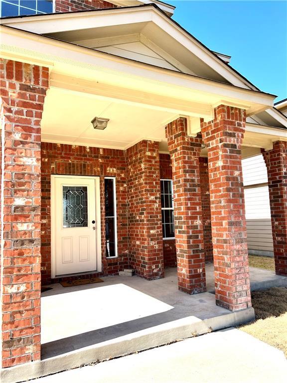 204 Baldwin St in Hutto, TX - Building Photo - Building Photo