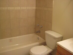 3570 E Wasatch Hills Ln in Cottonwood Heights, UT - Building Photo - Building Photo