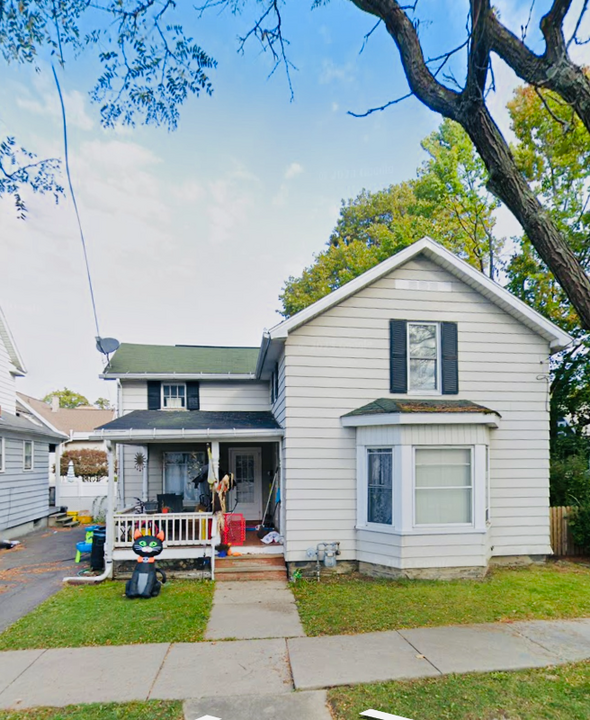 37 Belden St in Binghamton, NY - Building Photo