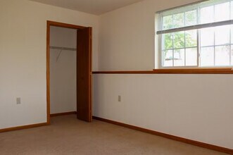 1204 Salem Dr in Edgerton, WI - Building Photo - Building Photo