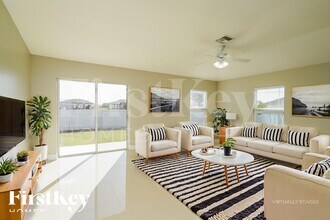 601 NW 17th Ave in Cape Coral, FL - Building Photo - Building Photo