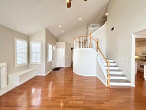 266 Camino Cortina in Camarillo, CA - Building Photo - Building Photo