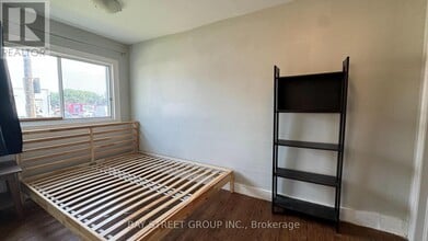 4738 Huron St in Niagara Falls, ON - Building Photo - Building Photo