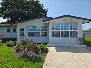 2672 Rockcrest Ct in West Palm Beach, FL - Building Photo - Building Photo