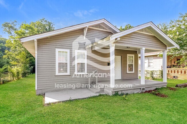 7110 1st Ave S in Birmingham, AL - Foto de edificio - Building Photo