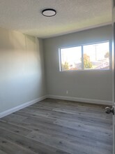 641 W 92nd St in Los Angeles, CA - Building Photo - Building Photo