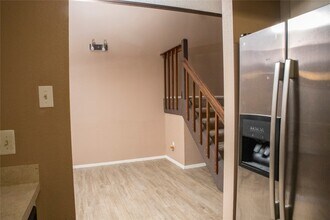 7075 Greenway Chase St in Houston, TX - Building Photo - Building Photo