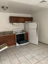 5148 Greene Ln in Las Vegas, NV - Building Photo - Building Photo