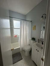 1425 Hopkins St NW, Unit 402 in Washington, DC - Building Photo - Building Photo