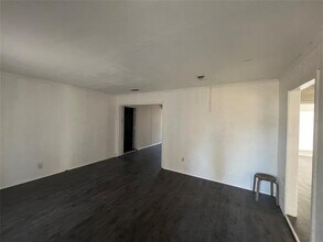 1104 Bell Dr in Greenville, TX - Building Photo - Building Photo