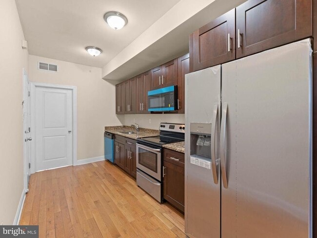 1813 N 18th St in Philadelphia, PA - Building Photo - Building Photo