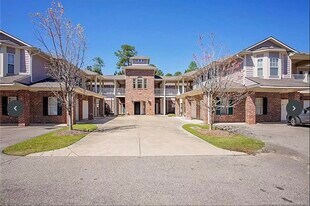 532 Lionshead Rd, Unit 3 Lionshead Luxury Condo in Fayetteville, NC - Building Photo