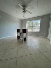 5560 NW 61st St, Unit 711 in Coconut Creek, FL - Building Photo - Building Photo