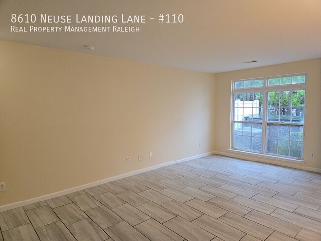 8610 Neuse Landing Ln in Raleigh, NC - Building Photo - Building Photo