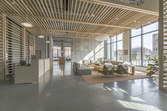 The Anthem at Square 10 in New Haven, CT - Foto de edificio - Lobby
