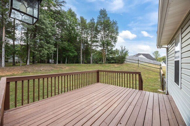 861 Loch Lomond Cir in Concord, NC - Building Photo - Building Photo