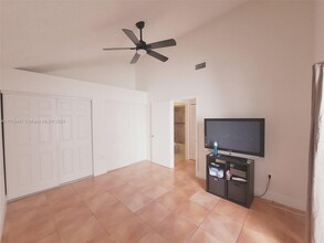 13771 SW 149th Cir Ln in Miami, FL - Building Photo - Building Photo