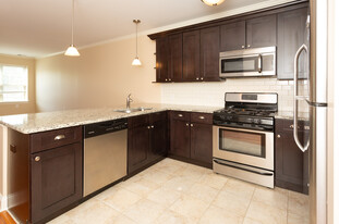 Fanwood Crossing in Fanwood, NJ - Building Photo - Interior Photo