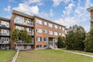 1665 Grenet St in Montréal, QC - Building Photo