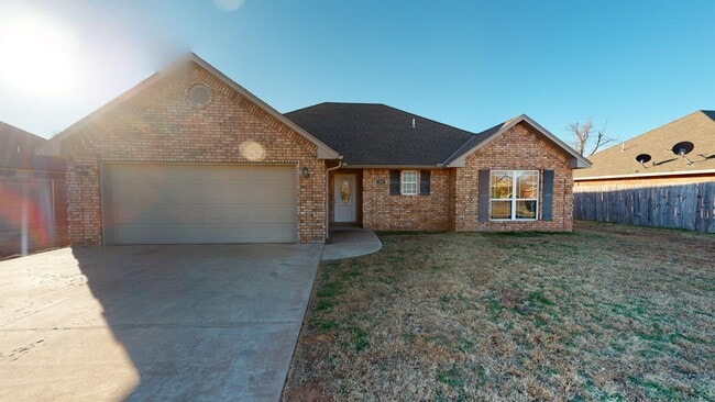 property at 206 W Cherry