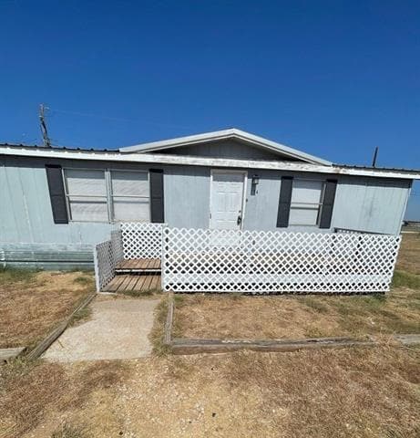 134 High Cotton Pkwy in Merkel, TX - Building Photo
