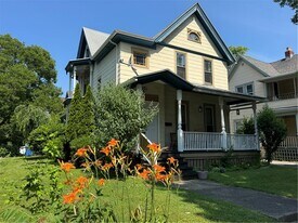 39 Edmonds St in Rochester, NY - Building Photo