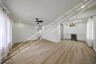 2047 E Virginia Ave in Phoenix, AZ - Building Photo - Building Photo