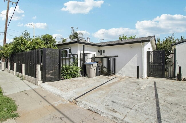 property at 105 S King Rd
