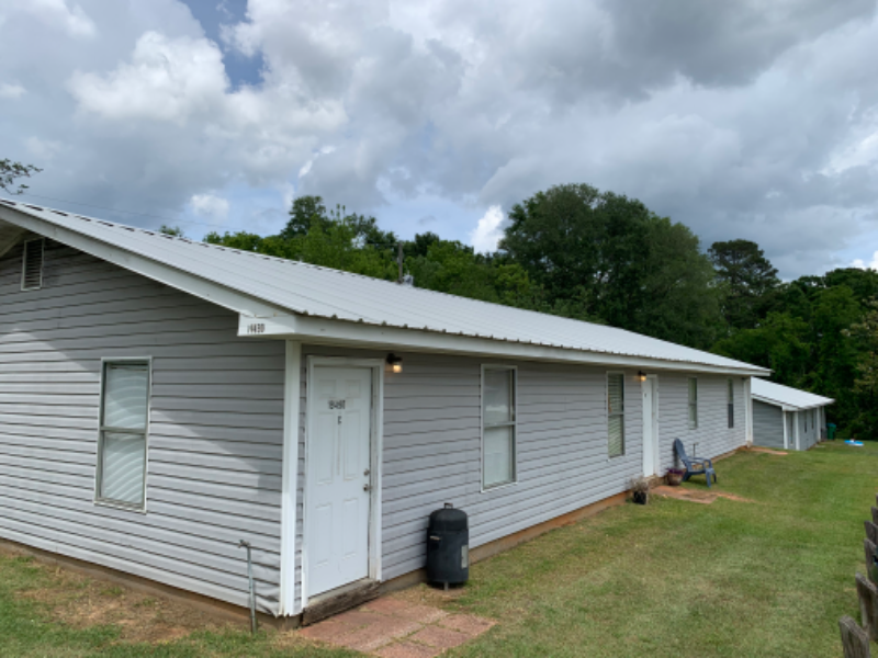 19490 Magnolia St in Citronelle, AL - Foto de edificio