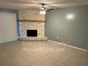 4932 Shelter Cove in Memphis, TN - Building Photo - Building Photo
