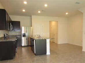 33062 Frosted Clover Wy in Wesley Chapel, FL - Building Photo - Building Photo