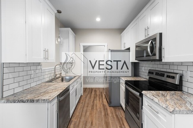 12 Riddle Rd in Swannanoa, NC - Building Photo - Building Photo