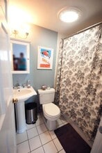 28 Green St, Unit 2 in Boston, MA - Building Photo - Building Photo