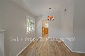 27553 Saffron Ln in Santa Clarita, CA - Building Photo - Building Photo