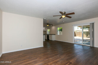 6226 S Hazelton Ln in Tempe, AZ - Building Photo - Building Photo