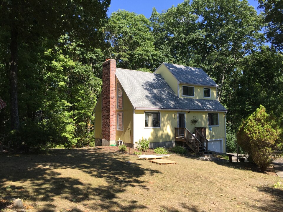 16 Hundred Oaks Ln in Ashland, MA - Building Photo