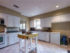 1817 Thomas Pl in Fort Worth, TX - Building Photo - Building Photo