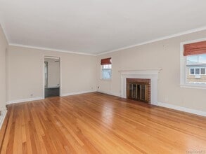 45 Emerson St in Yonkers, NY - Building Photo - Building Photo