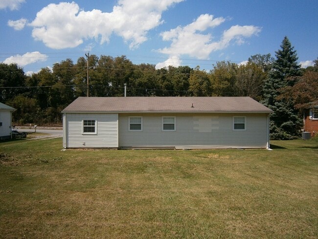 1320 Snapps Ferry Rd in Greeneville, TN - Building Photo - Building Photo