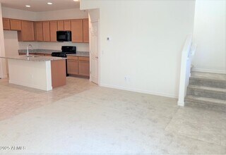 3916 S 58th Ln in Phoenix, AZ - Building Photo - Building Photo