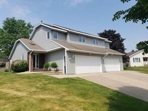 720 N 16th Ave in Wausau, WI - Building Photo - Building Photo