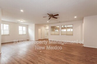 978 Prairie Zinnia Dr in Bernalillo, NM - Building Photo - Building Photo