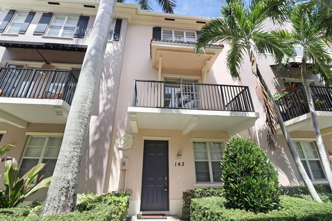 property at 143 Greenwich Cir