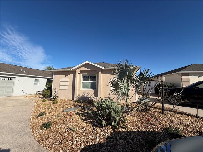 1963 Ladyfish Ave in the Villages, FL - Building Photo - Building Photo