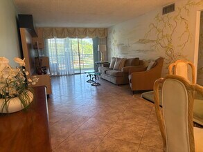 2501 Antigua Terrace in Coconut Creek, FL - Building Photo - Building Photo