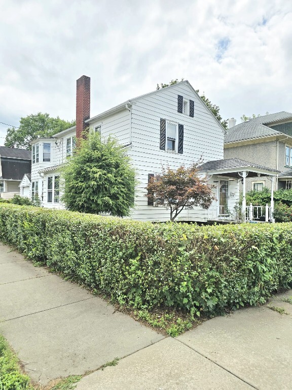 910 Broad St in Endicott, NY - Building Photo - Building Photo