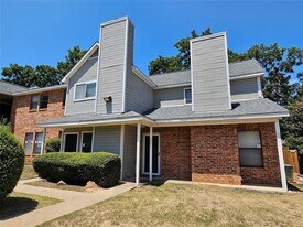 3817 Evergreen St in Irving, TX - Building Photo