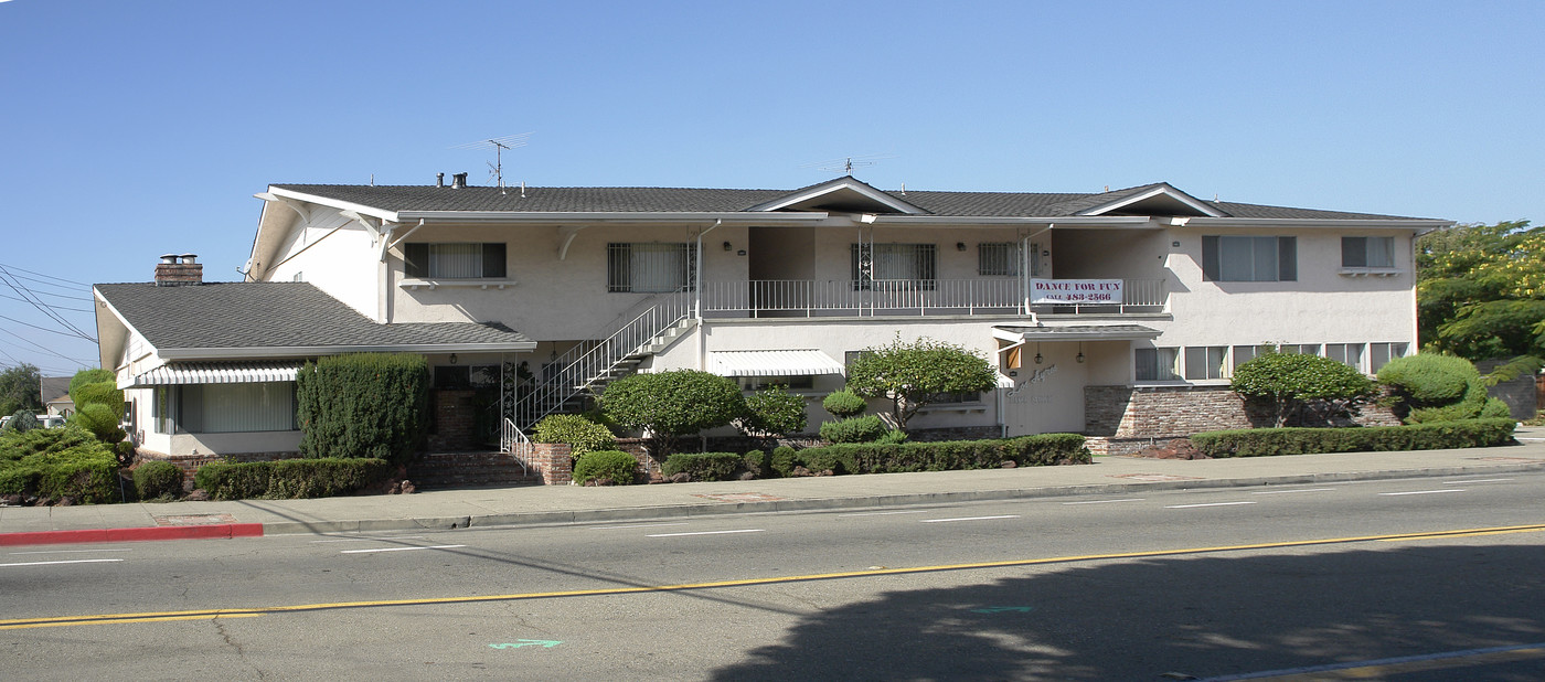 1991 Bancroft Ave in San Leandro, CA - Building Photo